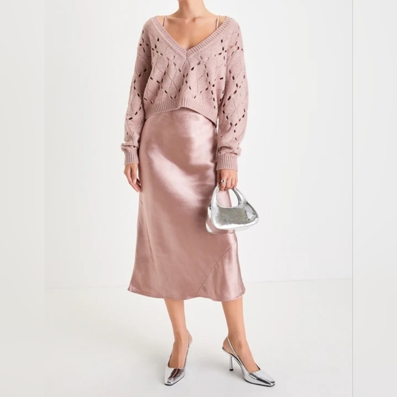 Lulus Women's Sleeveless Satin Slip Midi Dress in Mauve, Size MED, NWOT - Picture 5 of 9